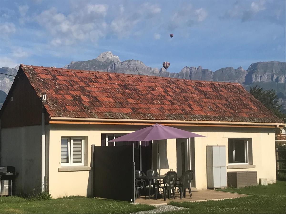Maisonnette Entre Lac De Passy Et Montagnes Domancy Ngoại thất bức ảnh